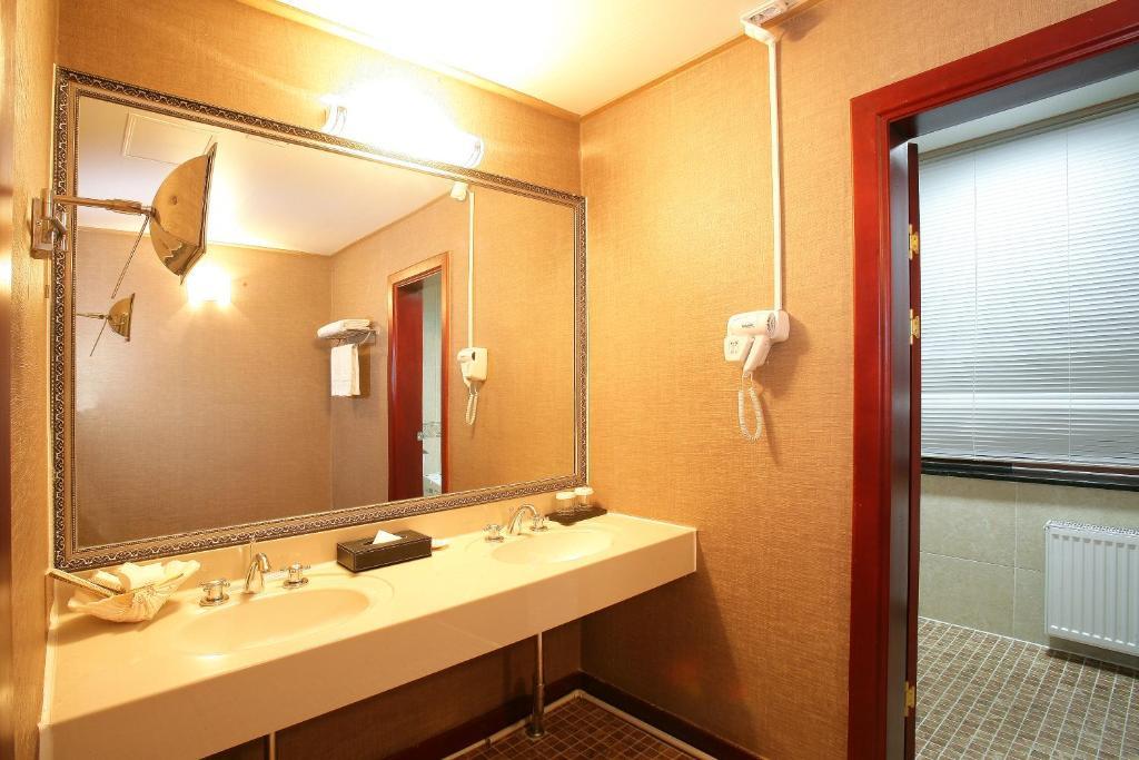 Sunjin Grand Hotel Ulaanbaatar Cameră foto